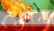 Steagul iranian cu flăcări în fundal FOTO shutterstock jpg