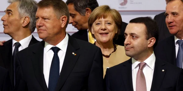 Summit Riga - Merkel - Iohannis - FOTO AP 
