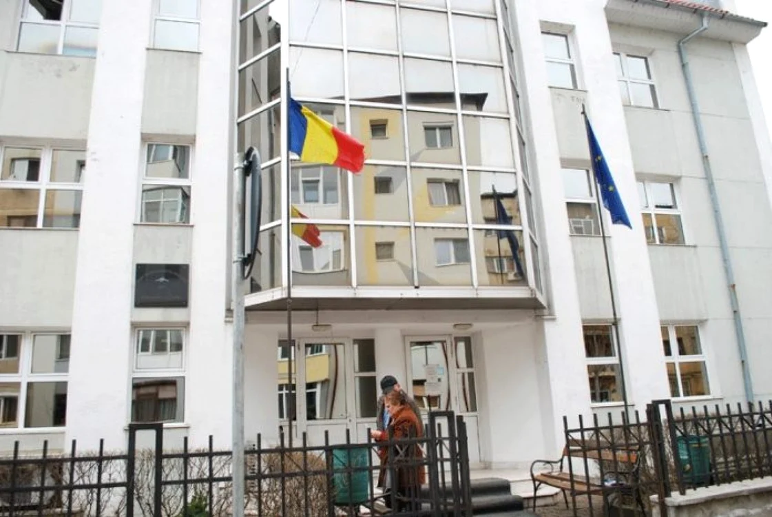 Pacienţii sau rudele acestora se vor prezenta mai întâi la CJAS, pentru a aviza recomandarea, după care vor căuta un furnizor FOTO: arhiva