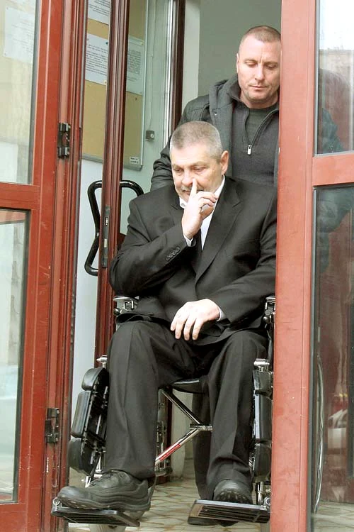 23 ianuarie 2014: Vîntu a apărut ieri la audieri tuns “periuţă” (Fotografii: Mediafax)