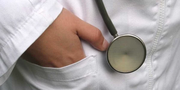 Sindicaliştii din sănătate vor să iasă în stradă