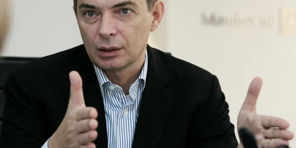 Daniel Tudor