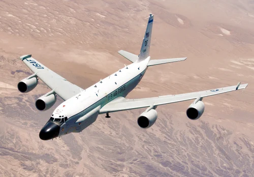 Avion spion 
