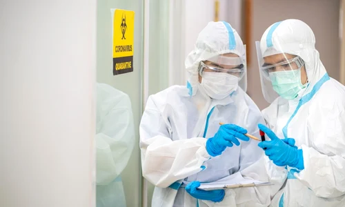 Medici doctori coronavirus  coronavirus COVID 19 pandemie spital FOTO Shutterstock
