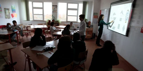 Metodele moderne de predare sunt un criteriu în desemnarea celor cinci profesori clujeni (arhivă)