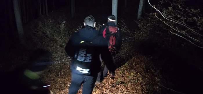 Un turist rătăcit şi epuizat, recuperat de salvamontiști Foto: Salvamont Maramures
