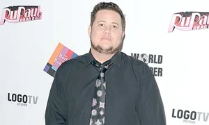 2011  Chaz abia  se mişca  din cauza  burţii imense (Fotografii: Guliver/splashnews/Reuters) jpeg