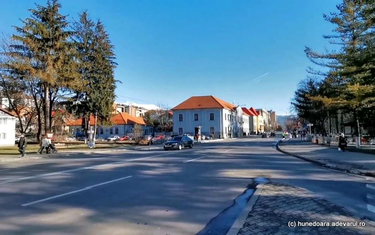 Municipiul Petroşani. Foto: Daniel Guţă. ADEVĂRUL.