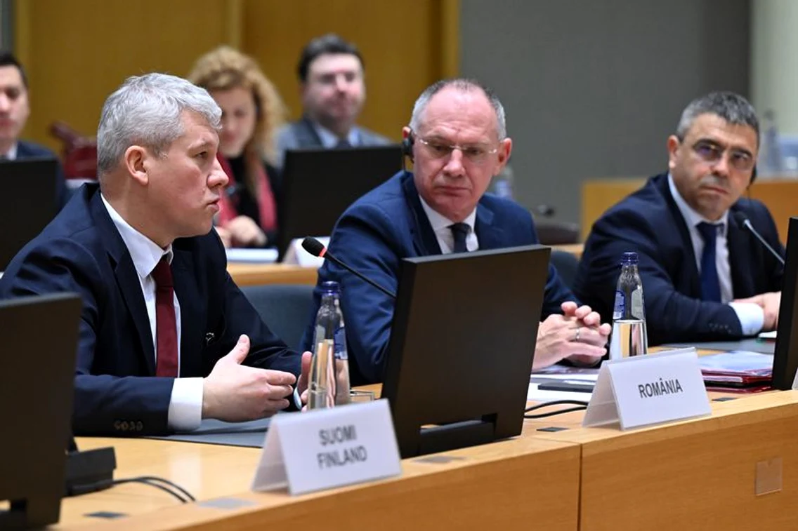 Decizie istorică pentru România FOTO PNL
