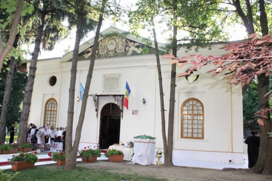 Geamia din România transformată în biserică ortodoxă. Comuniștii au vrut să o demoleze