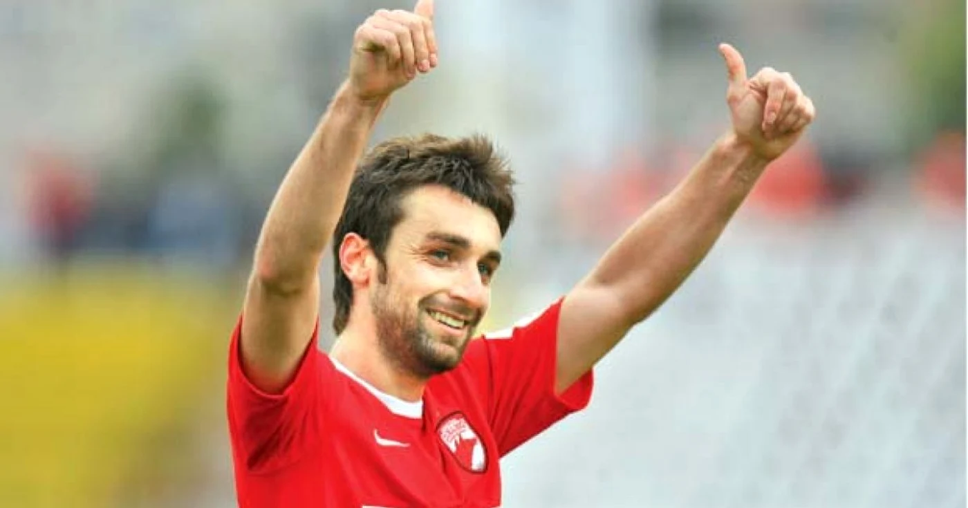 Elis Bakaj