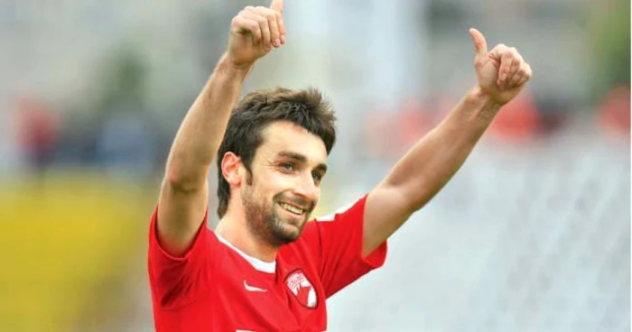 Elis Bakaj