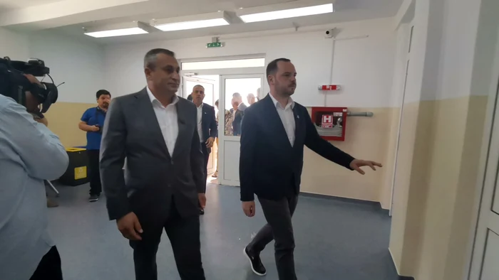 Ministrul Sănătății a făcut un tur al clădirii FOTO: A.M.
