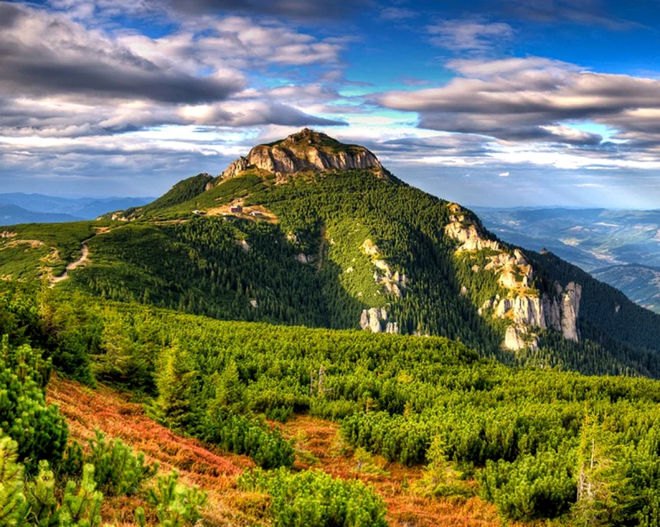 Pe Ceahlau, toamna a sosit cu vreme foarte rece FOTO Facebook