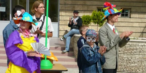 Carnavalul Toamnei în Piaţa Civică