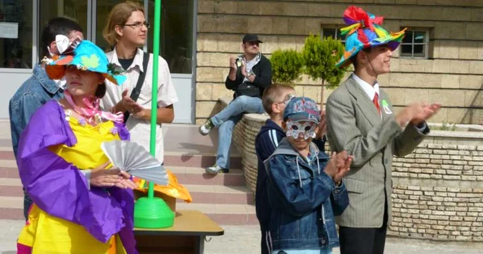 Carnavalul Toamnei în Piaţa Civică