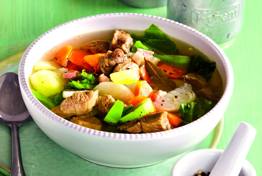 supa de legume cu carne de porc jpeg