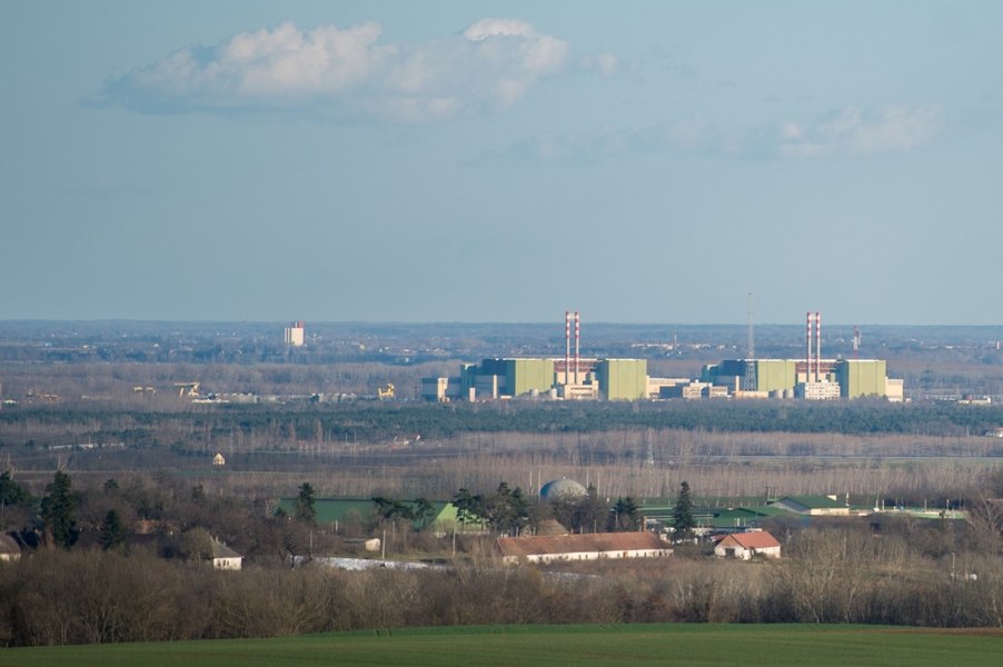 De ce colaborează Franța cu Rusia pentru extinderea unei centrale nucleare din Ungaria