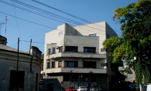 O sută de ani de istorie edificată jpeg