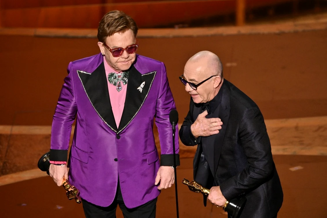 2 elton john pneumonie 3 jpg jpeg