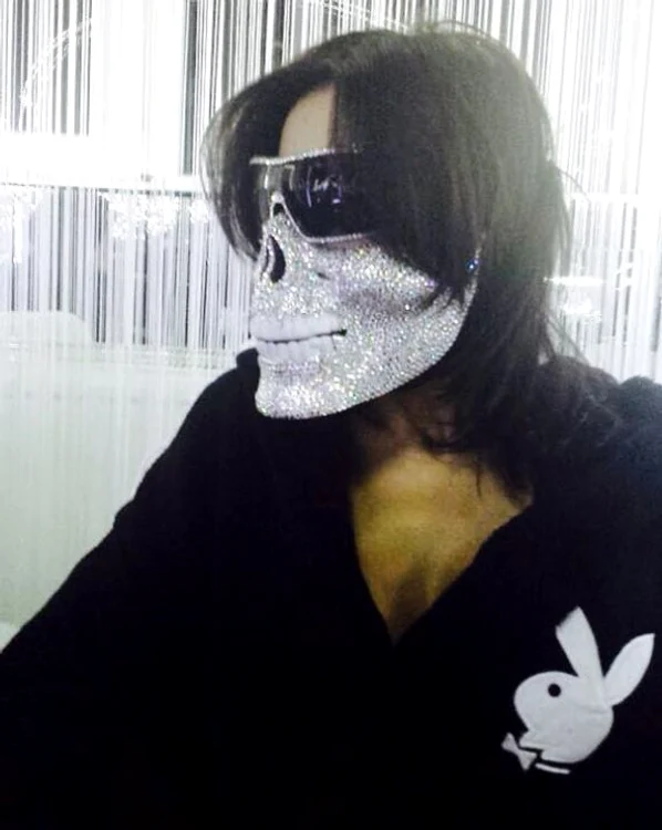 
    Bruneta este fan Michael JacksonFoto: arhiva personală  