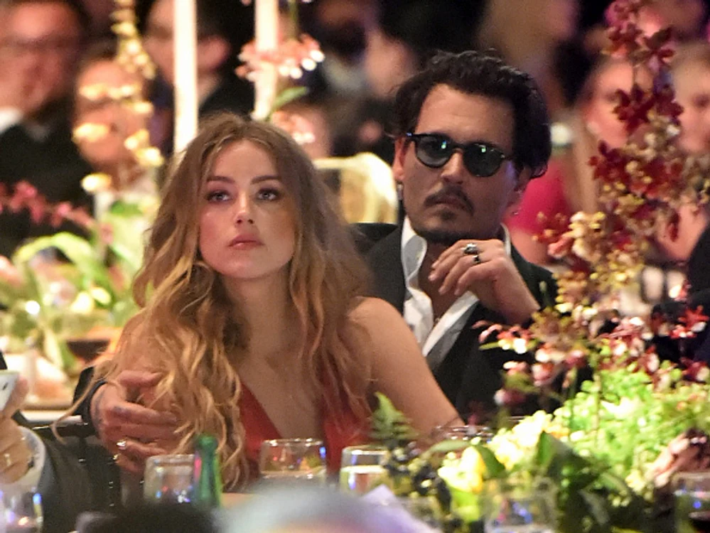 S-au dus vremurile în care Depp și Heard pozau îndrăgostițiFoto: Getty