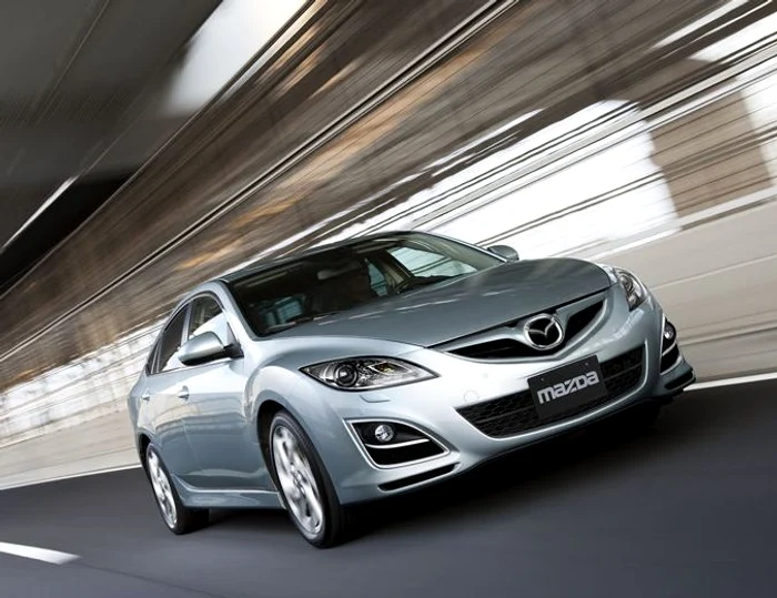
    Mazda 6 s-a impus ca având una dintre cele mai competitive ţinute de drum din segmentul său de piaţă  