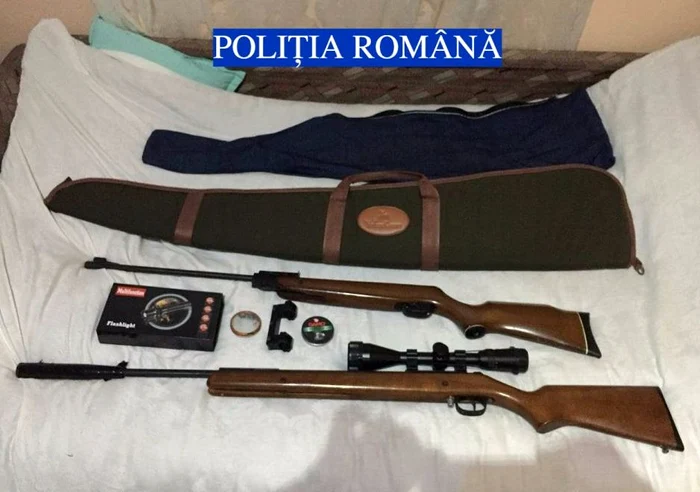 Armele găsite la perchezițiile din 2017 FOTO IPJ Alba