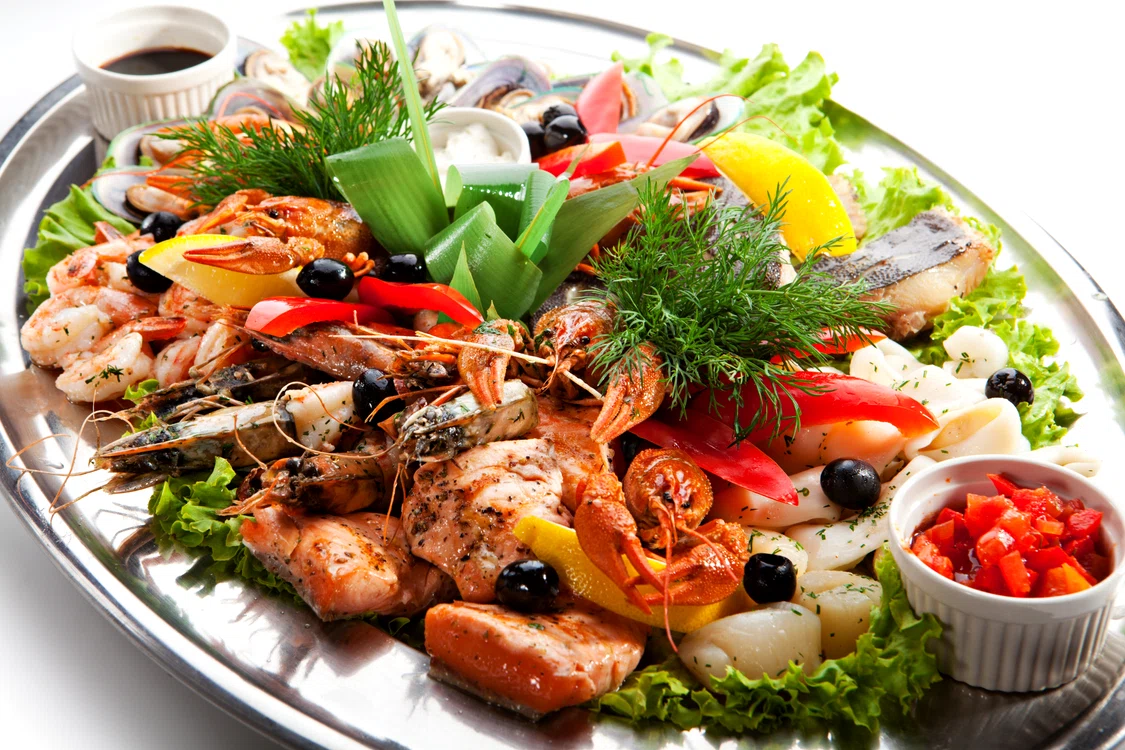 
    Fructe de mare trase la tigaie  