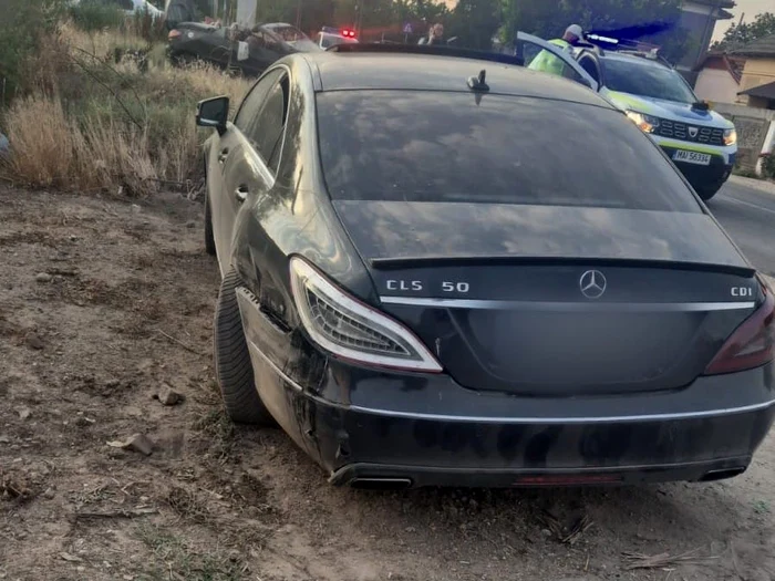 Cea de-a doua mașină implicată în accident FOTO: IPJ Olt