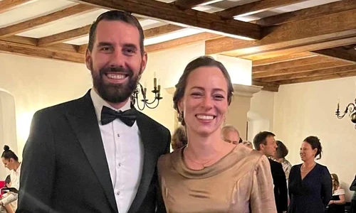 Nicolae al Romaniei si Alina Maria de Roumanie eleganti de Revelion Instagram (1) jpg