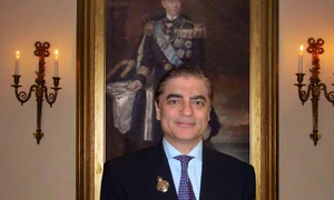 Printul Paul Lambrino de Romania si Printesa Lia (3) jpg