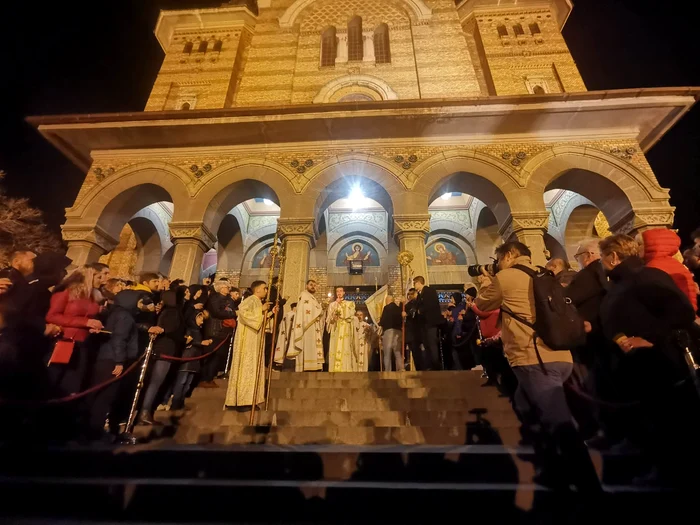 Slujba de Înviere de la Catedrală FOTO Ștefan Both