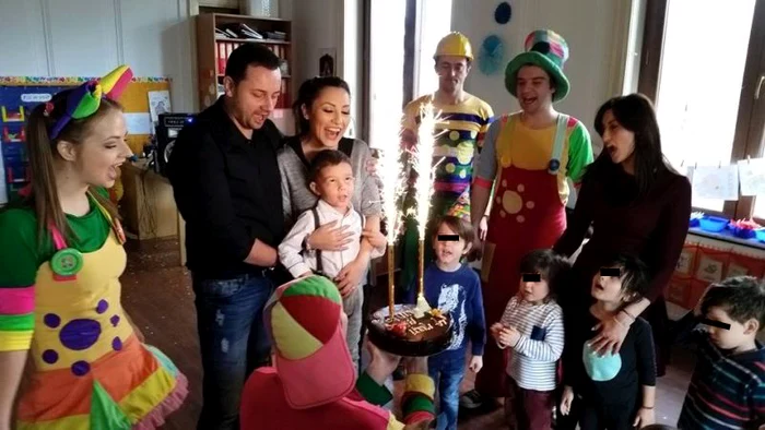 La petrecerea lui David au animat atmosfera mai mulţi clovni