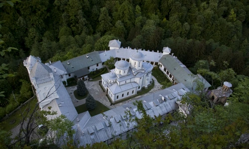 3 ro gj manastirea tismana jpg jpeg