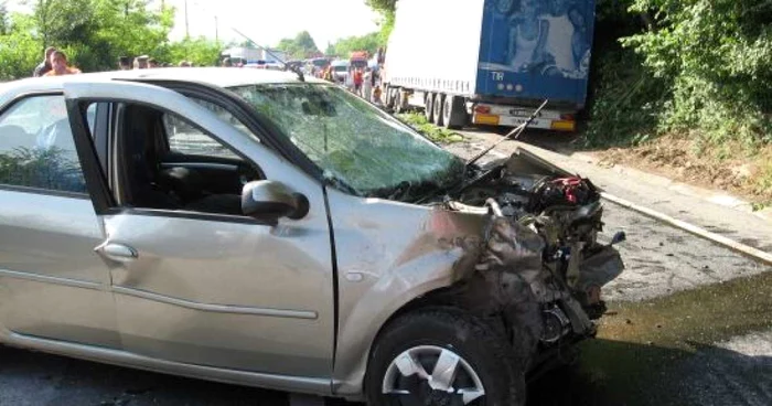 Accident pe DN7, la Burjuc.