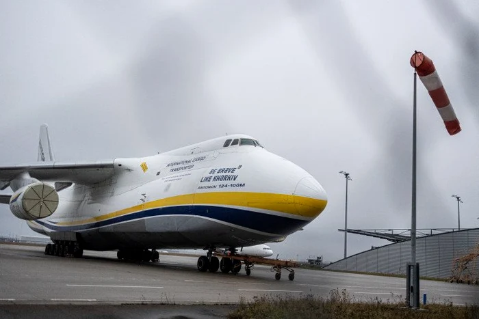 Avion Antonov pe aeroportul din Leipzig