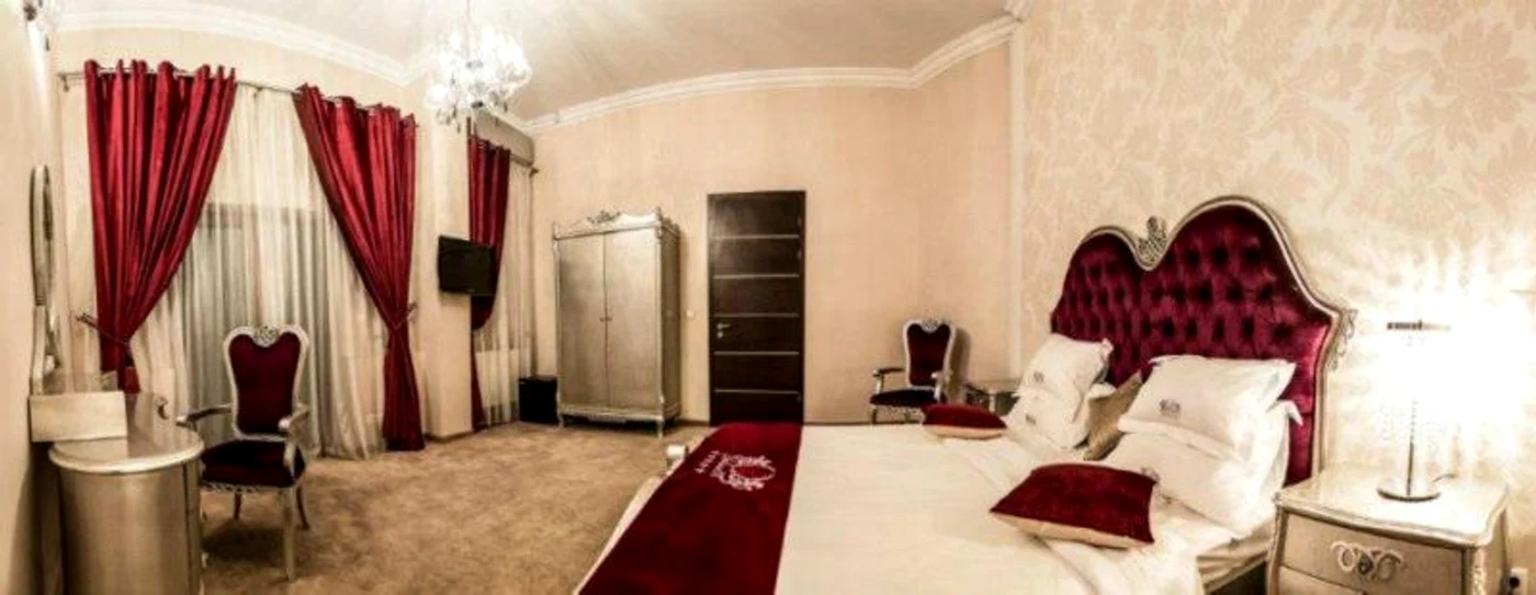 Unde a dormit Bianca în noaptea nunţii