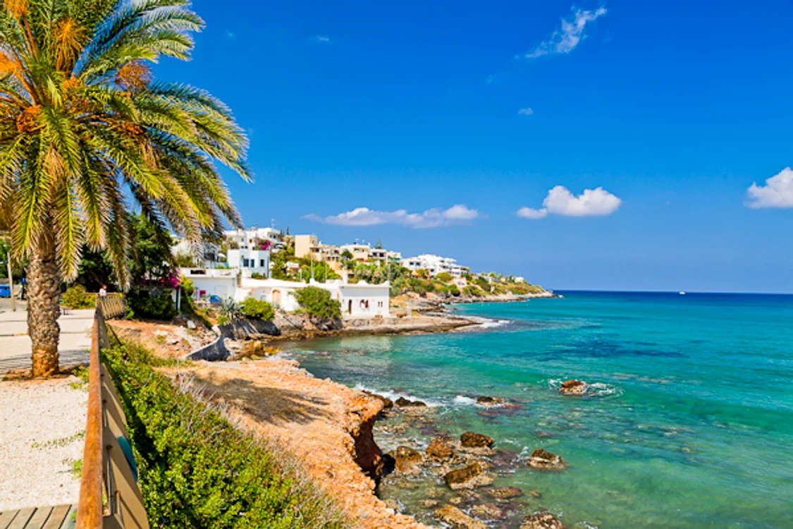 Cele mai bune staţiuni din Creta: Stalida este locul ideal pentru iubitorii de sporturi nauticefoto: directbooking.ro