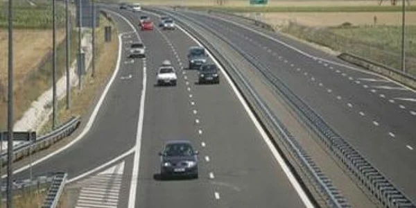 175 de amenzi în numai trei ore pe "Autostrada Soarelui"