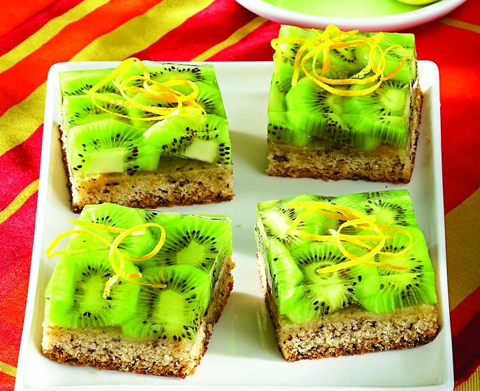 prajitura cu kiwi jpeg