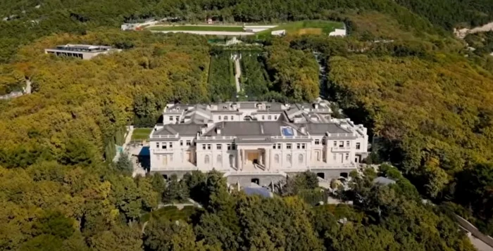 Palatul deţinut de Putin la Marea Neagră Captură YouTube