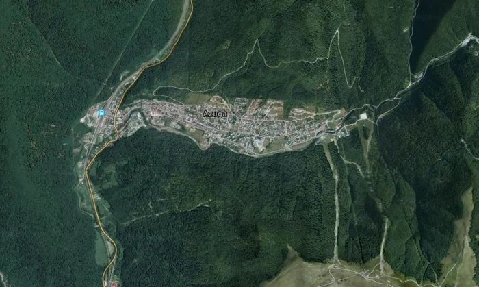 Cel mai mic oraş din Prahova a luat naştere dintr-un han. FOTO Google Earth