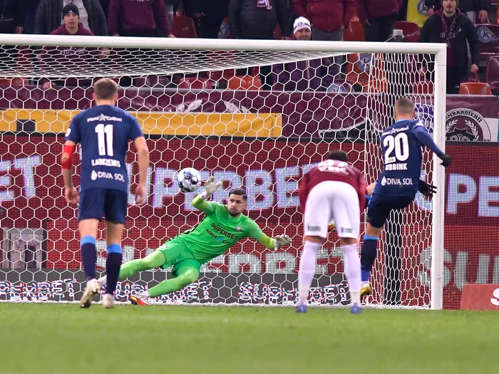 Meciul Rapid - UTA a fost unul spectaculos, cu numeroase ocazii de gol (Foto: sportpictures.eu)