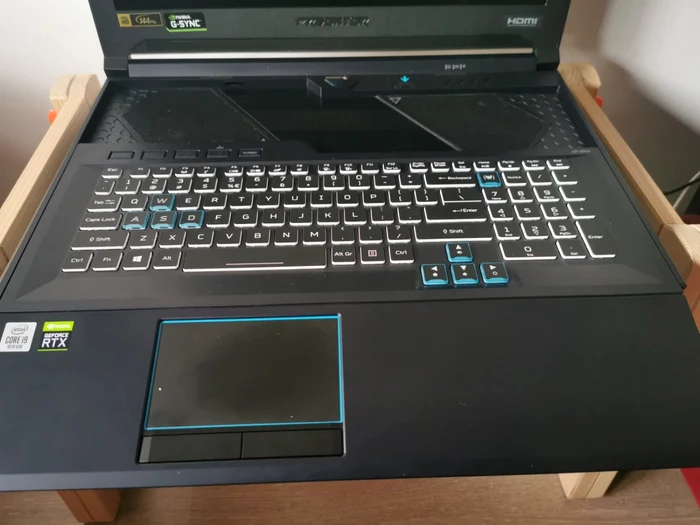 Acer Predator Helios 700