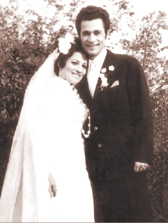 1971. Maria şi Ion au făcut o nuntă de pomină, deşi erau căsătoriţi în acte cu altcineva