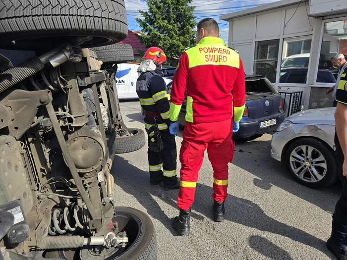 cercetările continuă. FOTO amator