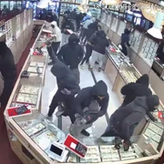 jaf intr un magazin de bijuterii din california foto @nexta tv png