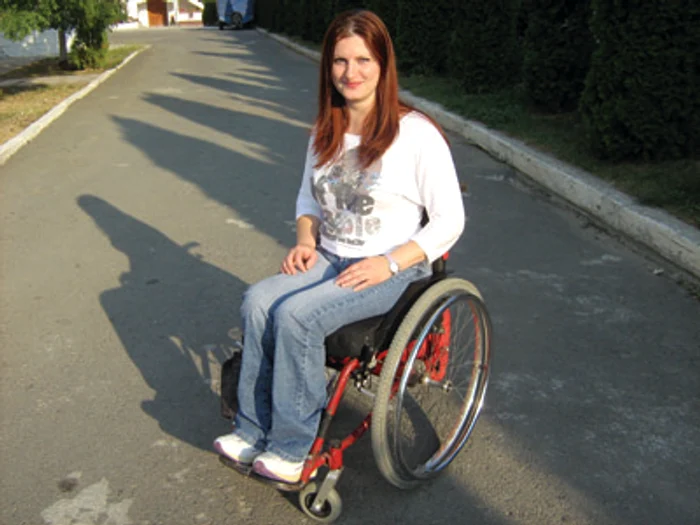 Oradea: Persoanele cu dizabilităţi, ajutate cu bani europeni