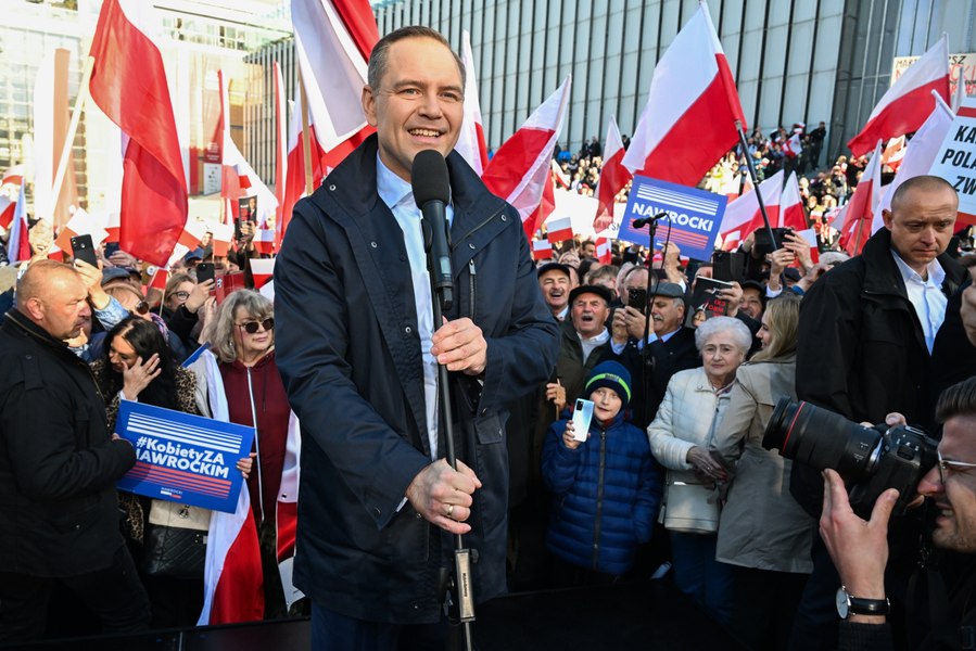Președintele polonez, invitat la Casa Albă, imediat după învestire. Nicușor Dan nu știe încă data la care se va întâlni cu Trump